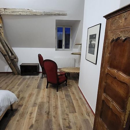 에스콜리베상테카밀 Les Oiseaux De Passage B&B 외부 사진